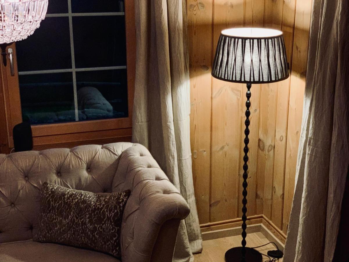 Casa Pasch - Boutique Bed And Breakfast In Cumpadials Sumvitg Exterior foto