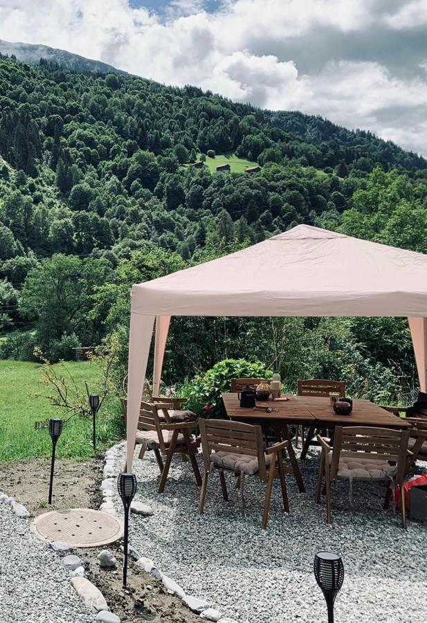Casa Pasch - Boutique Bed And Breakfast In Cumpadials Sumvitg Exterior foto