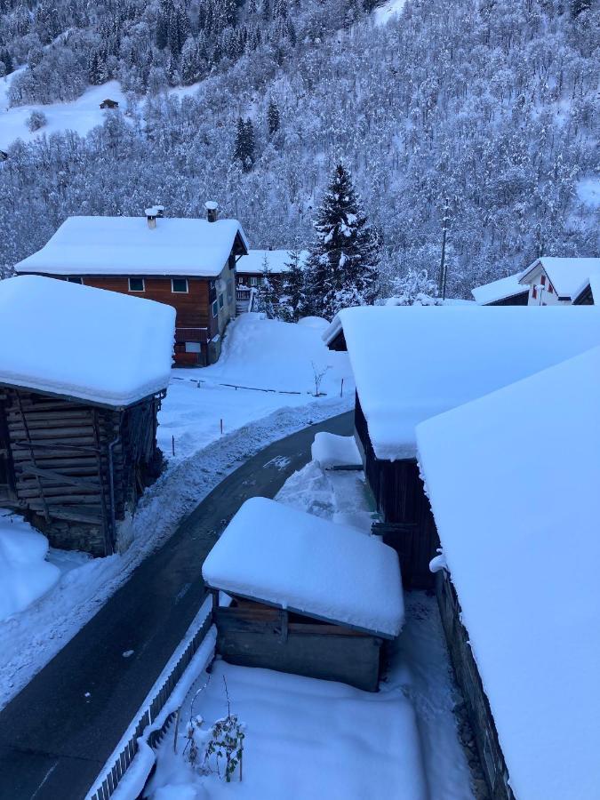 Casa Pasch - Boutique Bed And Breakfast In Cumpadials Sumvitg Exterior foto