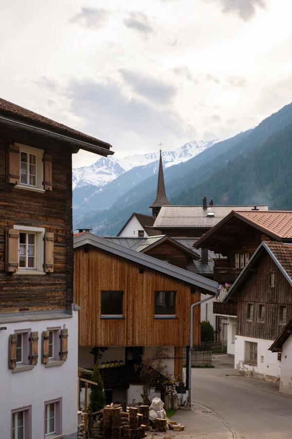 Casa Pasch - Boutique Bed And Breakfast In Cumpadials Sumvitg Exterior foto